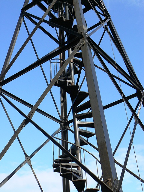 監視塔と階段
